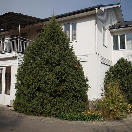 אלמטי Guest House On Sadovaya מראה חיצוני תמונה